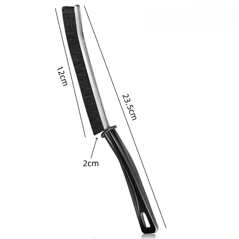 dimezije su 12cm x 23.5cm x 2cm